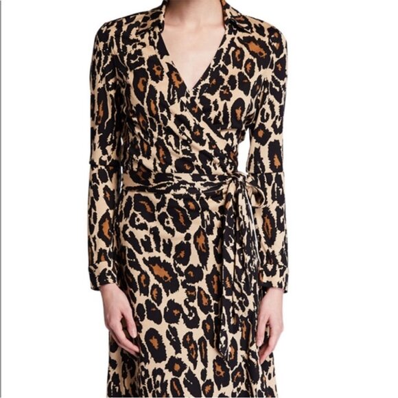 DVF Julian Leopard Print Silk Wrap Midi Dress Sz 2 neiman marcus - Picture 1 of 8